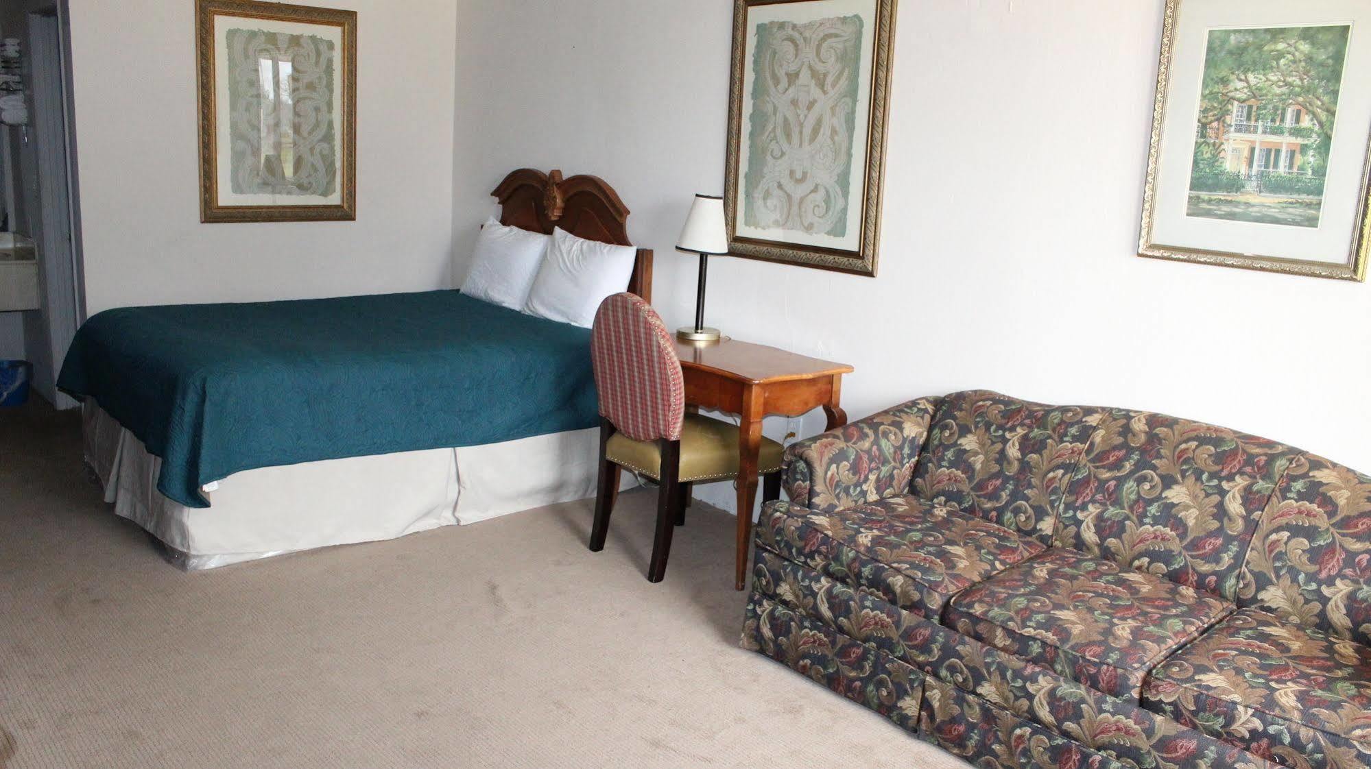Family Inns Of America Williamsburg Bagian luar foto